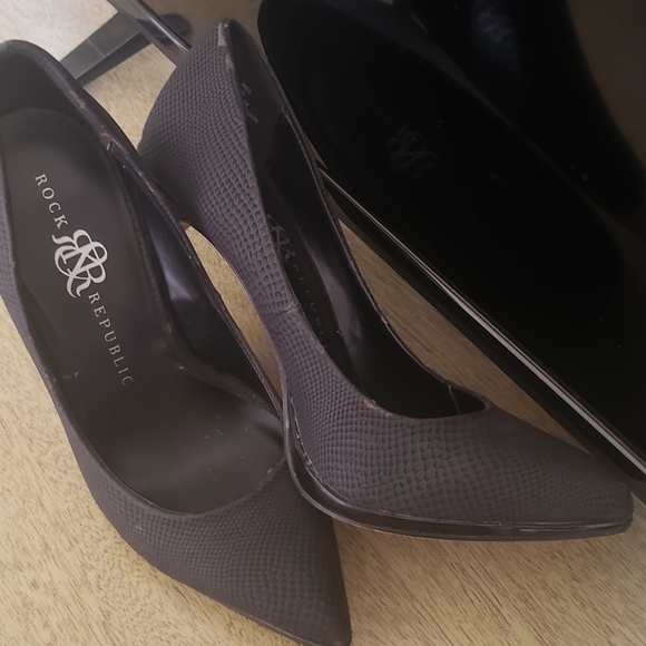 Stepping Out - Picture 7 of 7